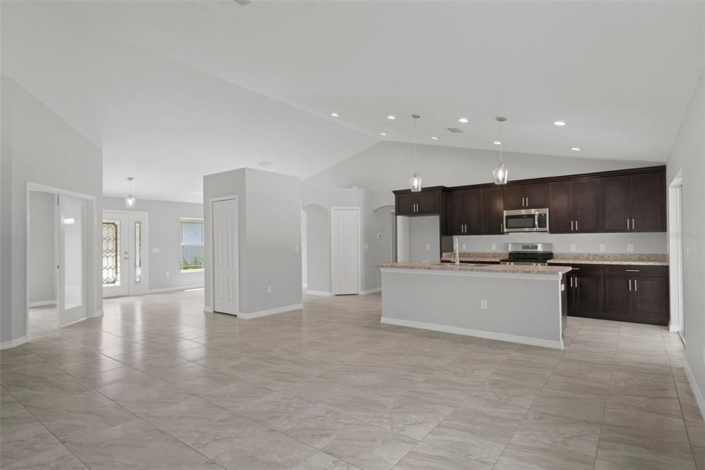 For Sale: $369,900 (3 beds, 2 baths, 1965 Square Feet)