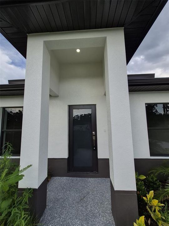 For Rent: $1,900 (3 beds, 2 baths, 1094 Square Feet)