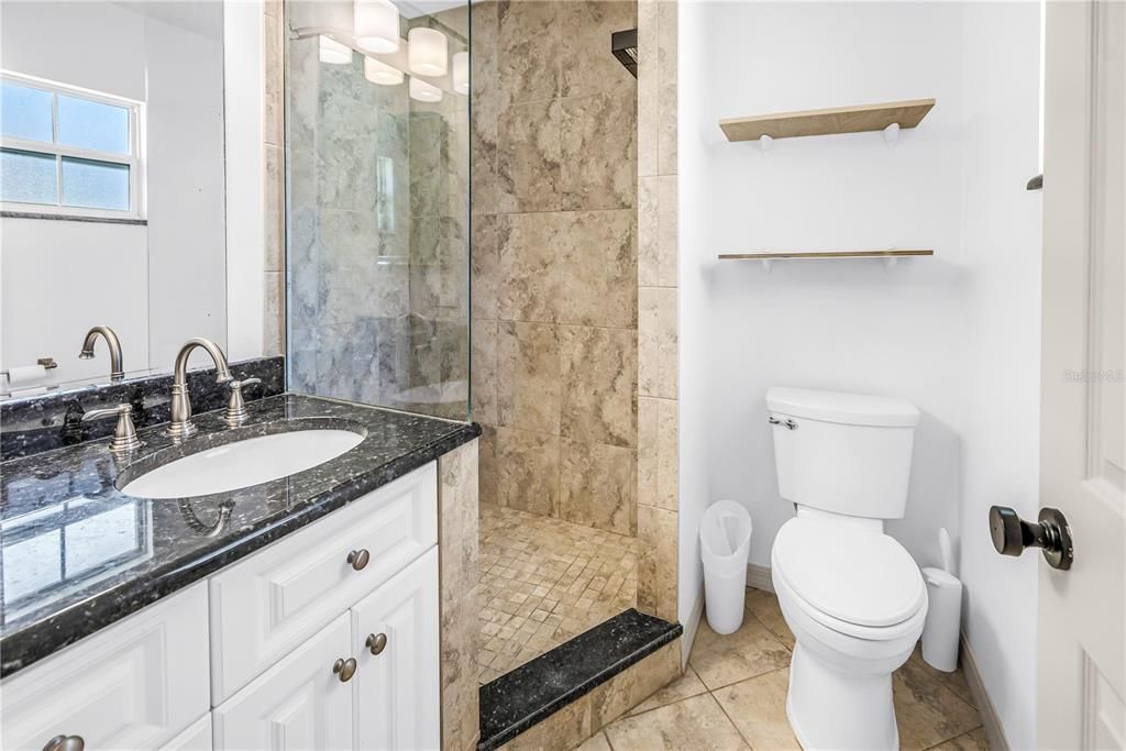 For Rent: $4,300 (3 beds, 2 baths, 1230 Square Feet)