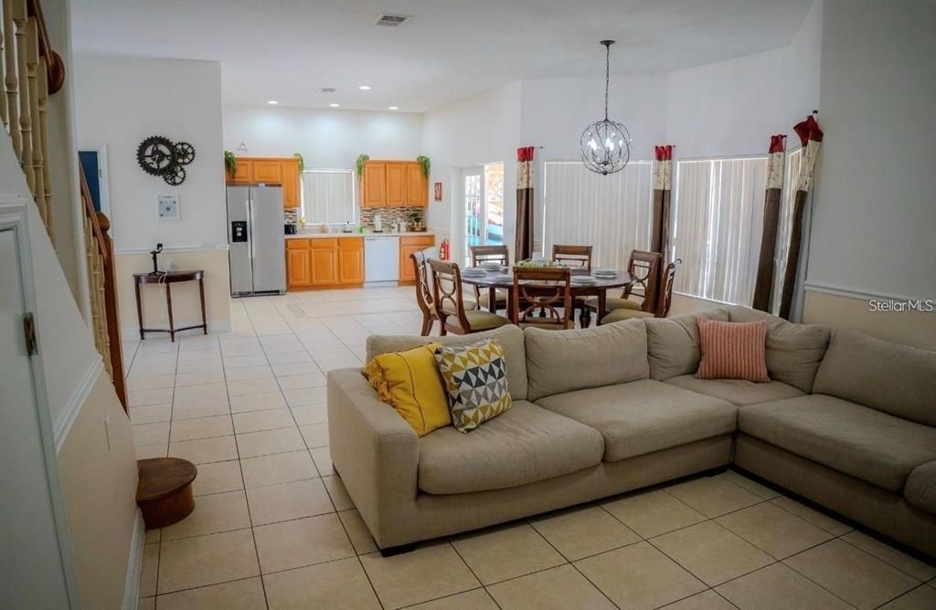 En Renta: $2,900 (4 camas, 4 baños, 2368 Pies cuadrados)