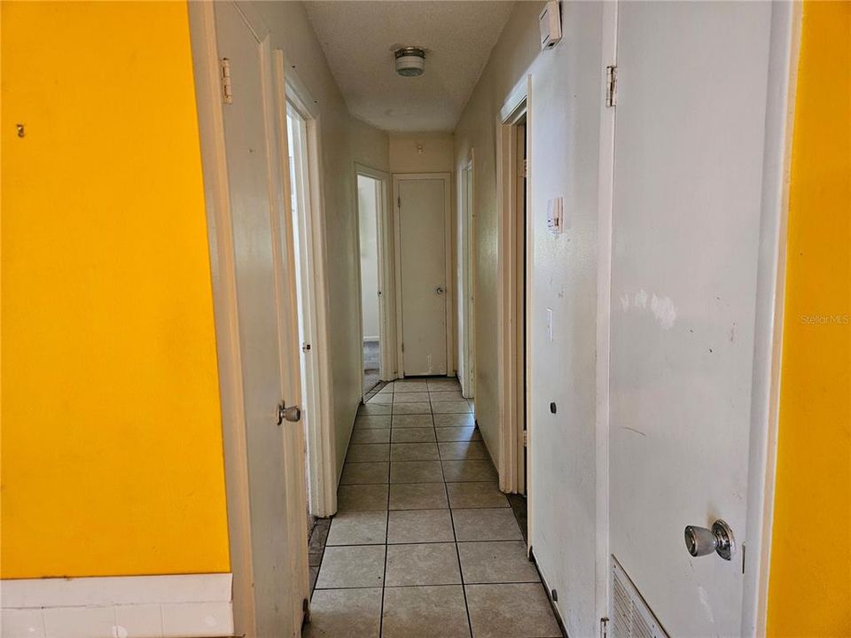 На продажу: $169,000 (3 спален, 2 ванн, 1648 Квадратных фут)