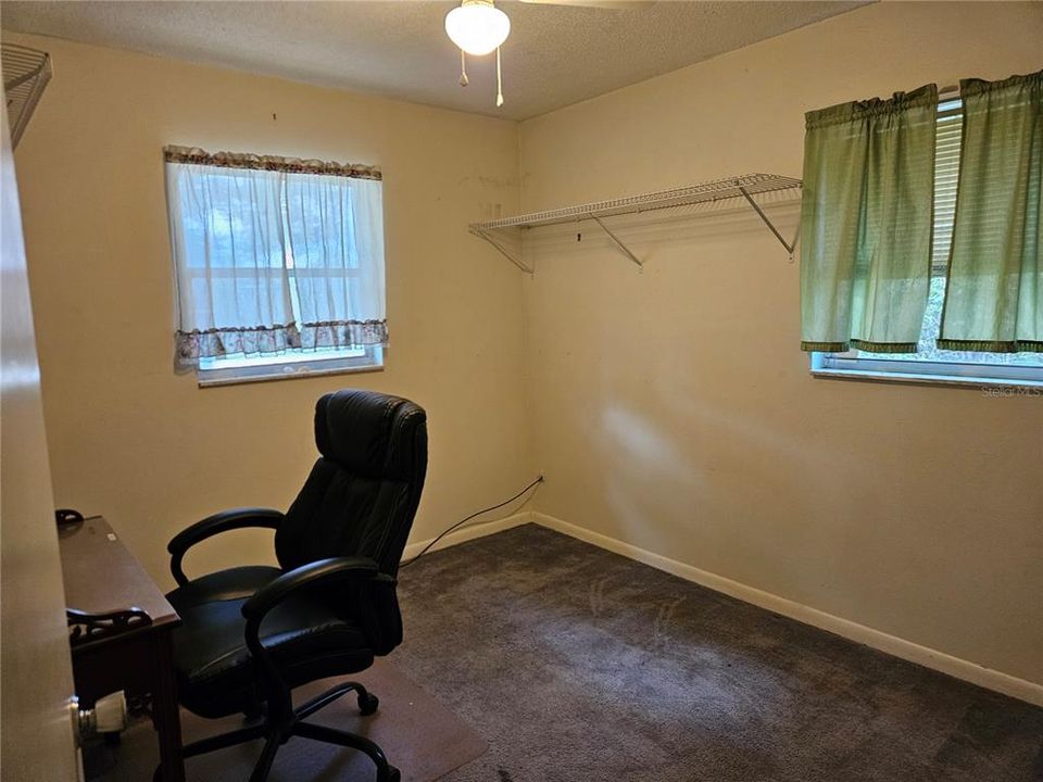 На продажу: $169,000 (3 спален, 2 ванн, 1648 Квадратных фут)