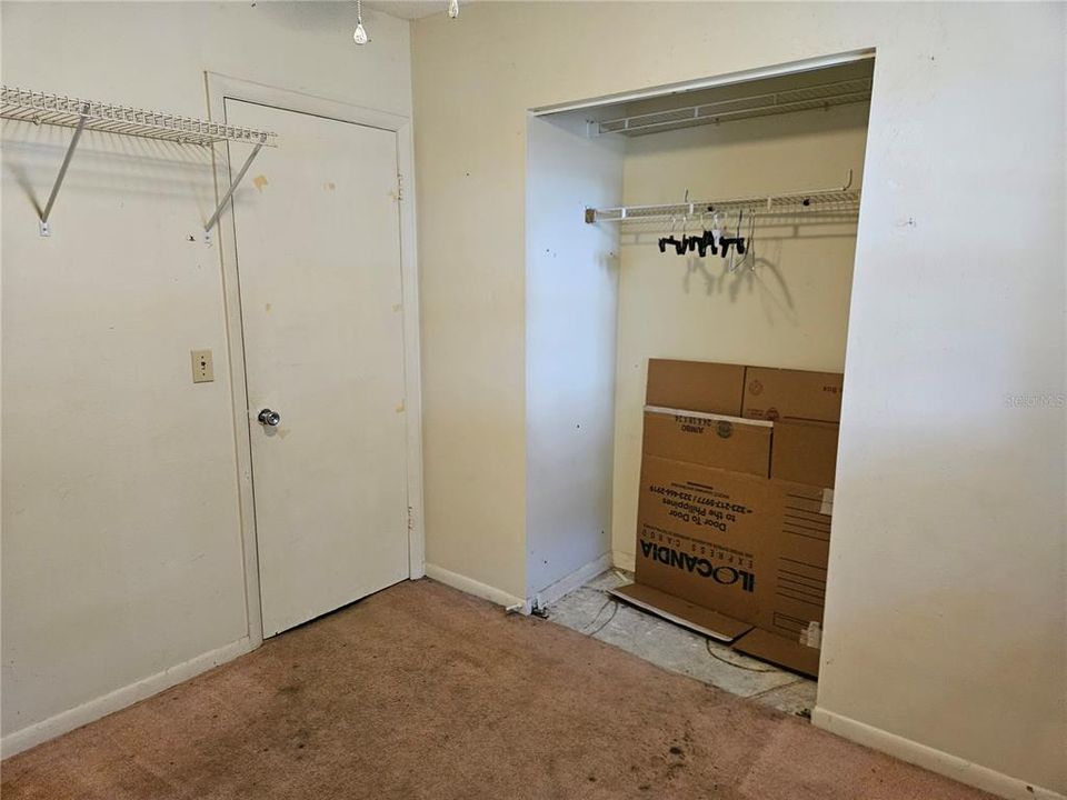 На продажу: $169,000 (3 спален, 2 ванн, 1648 Квадратных фут)