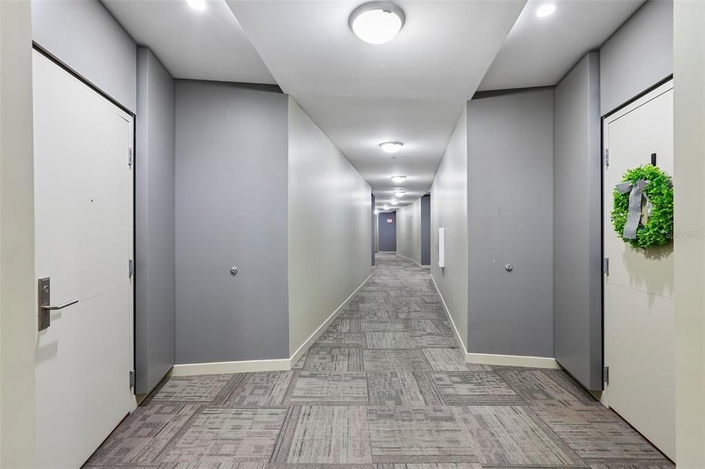 В аренду: $2,500 (1 спален, 1 ванн, 934 Квадратных фут)