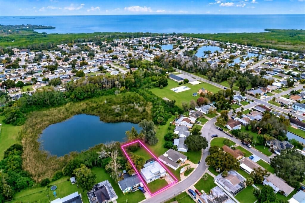 На продажу: $274,900 (3 спален, 2 ванн, 1326 Квадратных фут)