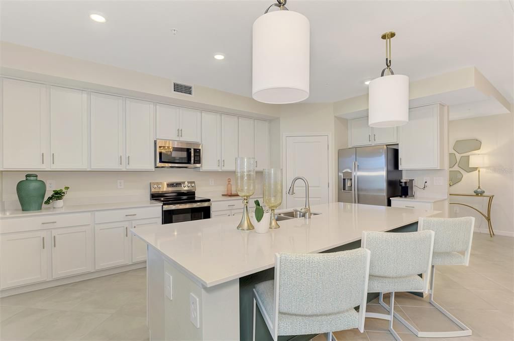 For Sale: $426,999 (3 beds, 2 baths, 1741 Square Feet)