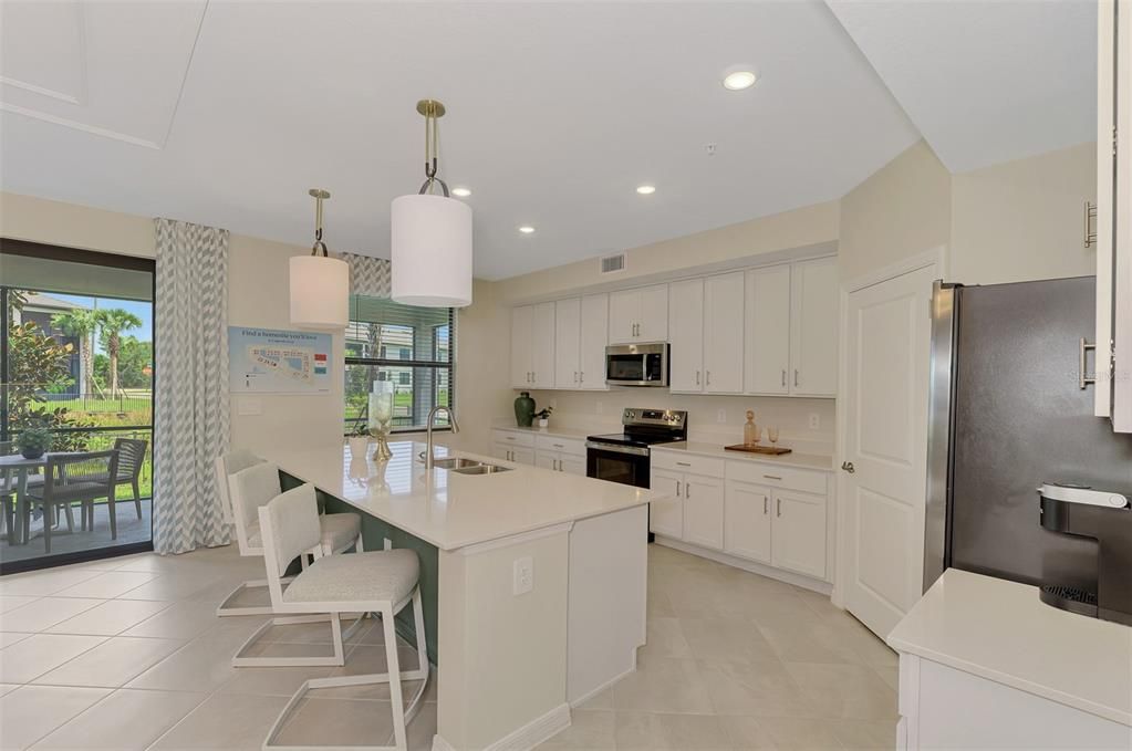 For Sale: $426,999 (3 beds, 2 baths, 1741 Square Feet)