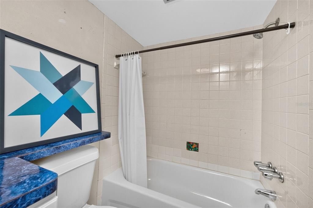 En Venta: $145,000 (2 camas, 2 baños, 828 Pies cuadrados)