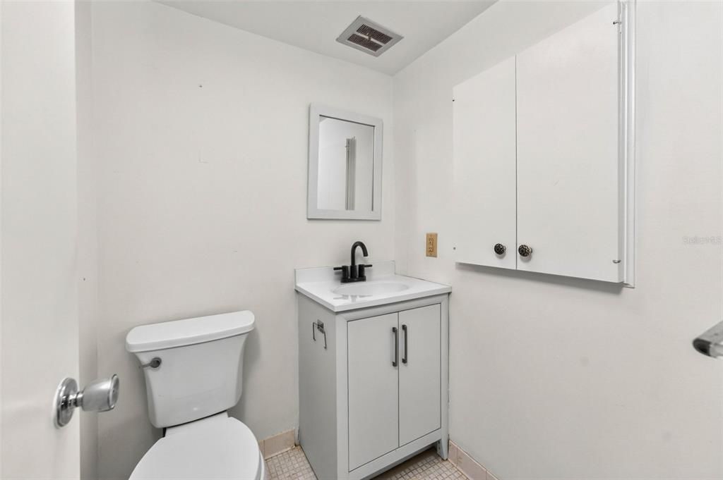 En Venta: $145,000 (2 camas, 2 baños, 828 Pies cuadrados)