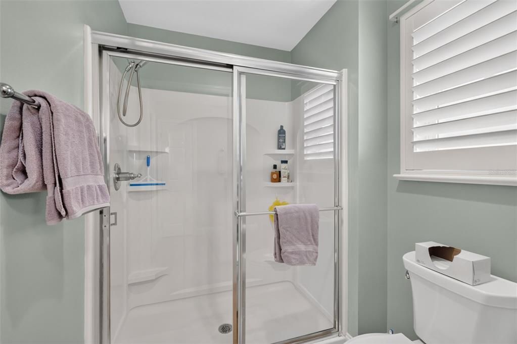 For Sale: $399,000 (3 beds, 2 baths, 1564 Square Feet)