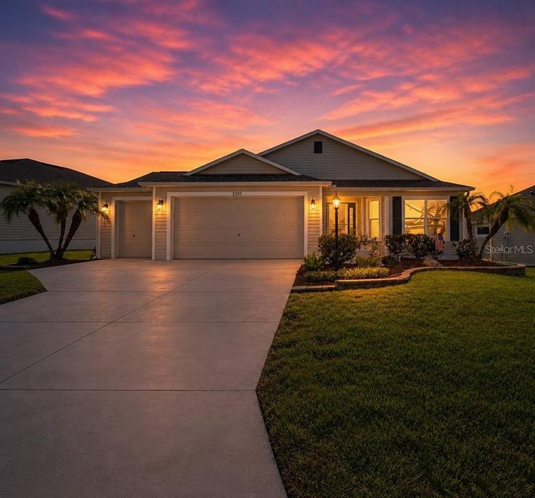For Sale: $399,000 (3 beds, 2 baths, 1564 Square Feet)