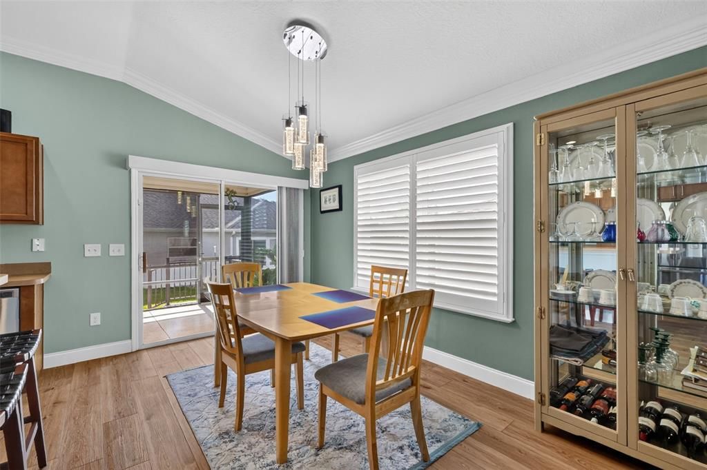 For Sale: $399,000 (3 beds, 2 baths, 1564 Square Feet)