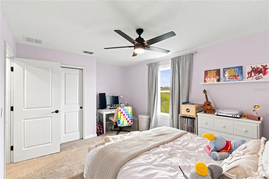 For Sale: $839,000 (4 beds, 2 baths, 2914 Square Feet)