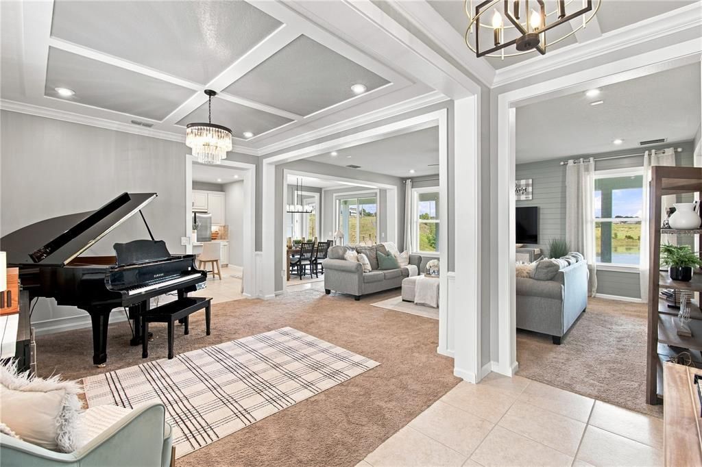 For Sale: $839,000 (4 beds, 2 baths, 2914 Square Feet)