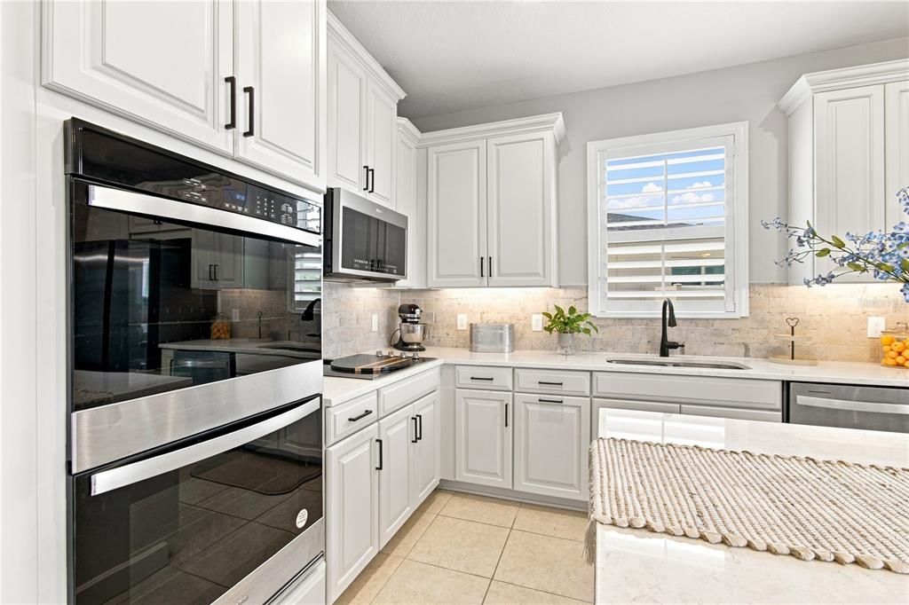 For Sale: $839,000 (4 beds, 2 baths, 2914 Square Feet)