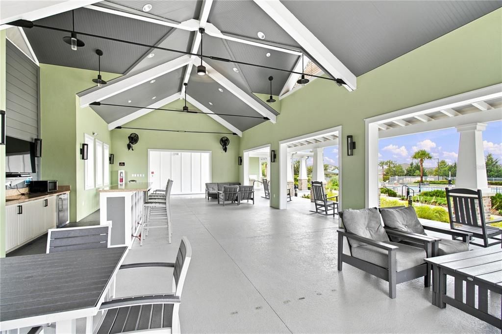 For Sale: $839,000 (4 beds, 2 baths, 2914 Square Feet)
