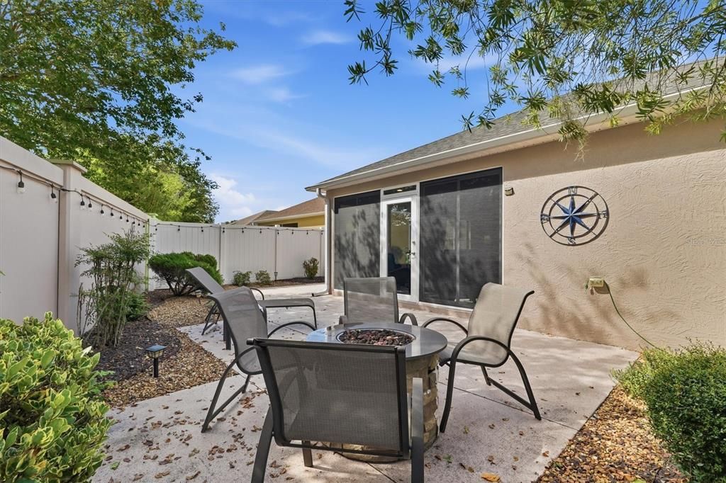 Active With Contract: $409,900 (3 beds, 2 baths, 1446 Square Feet)