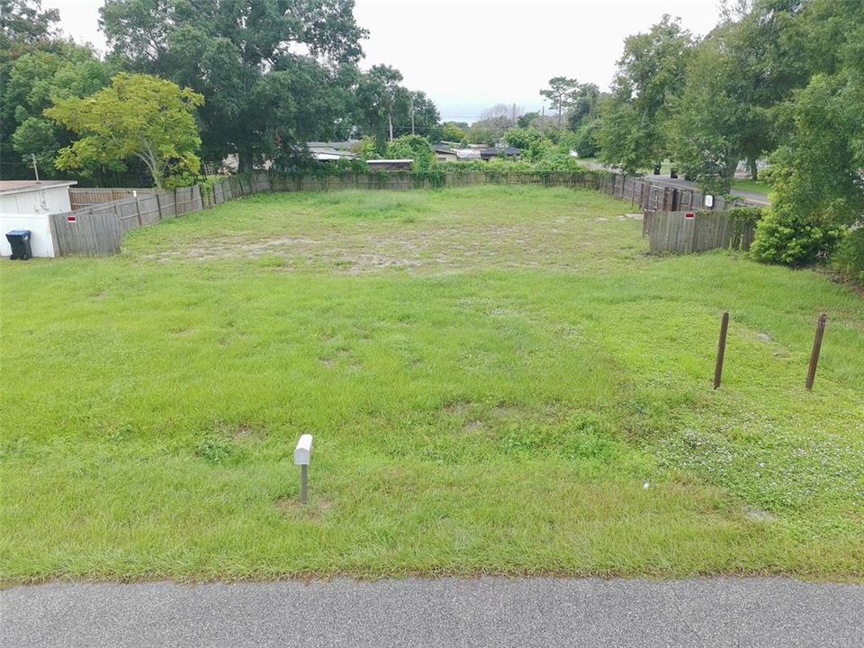 合同活跃: $149,900 (0.35 acres)