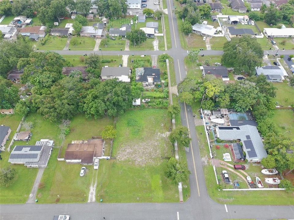 合同活跃: $149,900 (0.35 acres)