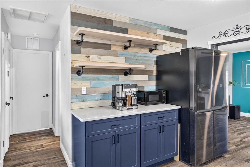 For Sale: $380,000 (3 beds, 2 baths, 1363 Square Feet)