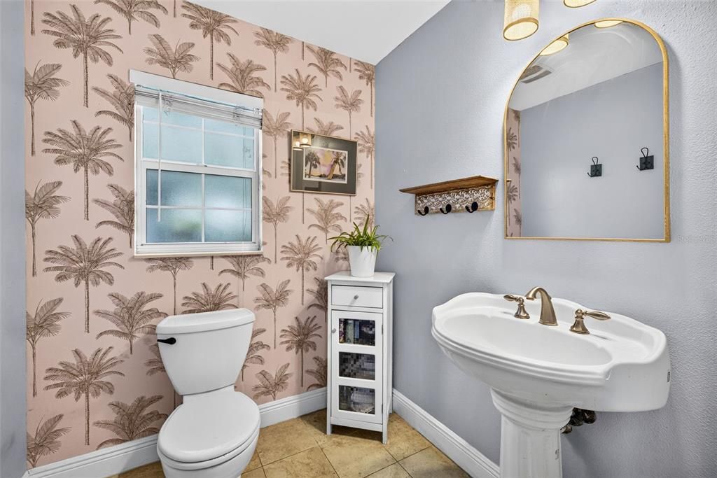 For Sale: $380,000 (3 beds, 2 baths, 1363 Square Feet)