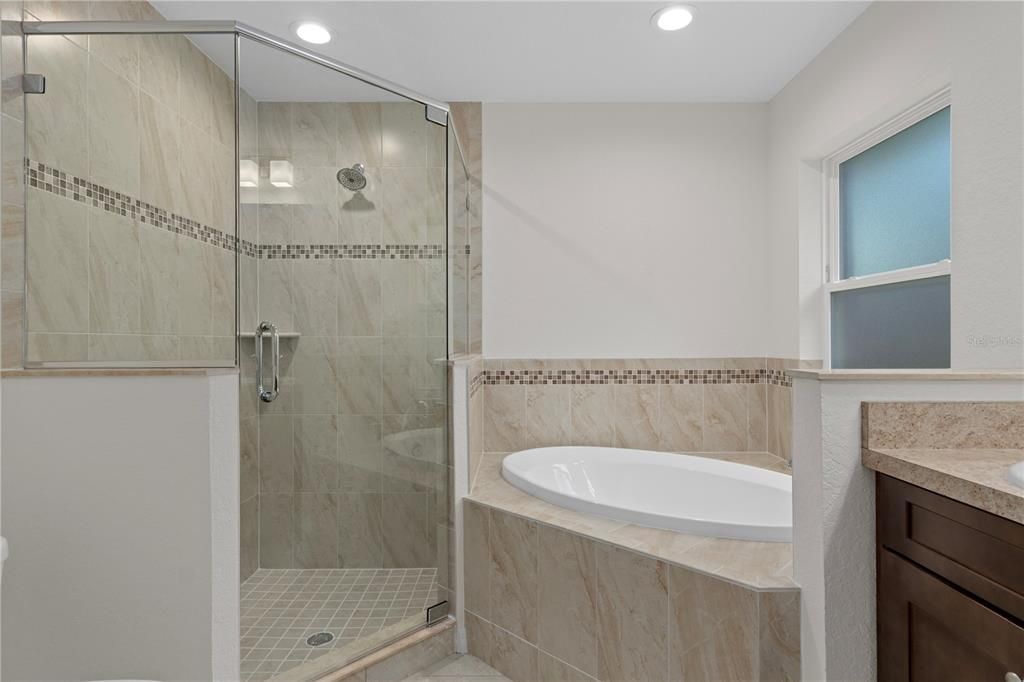 For Sale: $379,900 (4 beds, 2 baths, 2120 Square Feet)