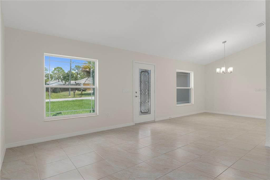 For Sale: $379,900 (4 beds, 2 baths, 2120 Square Feet)