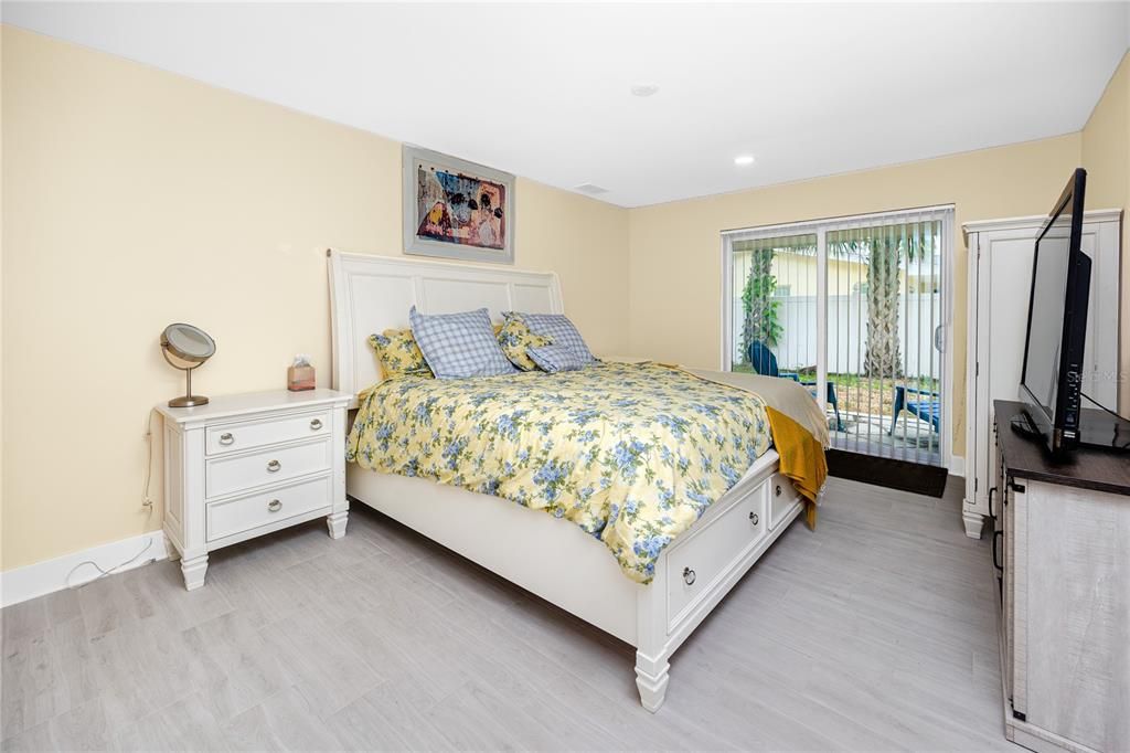 For Sale: $795,000 (3 beds, 2 baths, 1853 Square Feet)