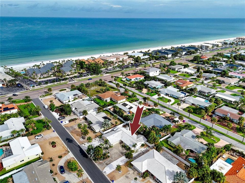For Sale: $795,000 (3 beds, 2 baths, 1853 Square Feet)