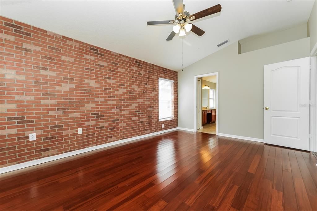 For Sale: $355,000 (3 beds, 2 baths, 2061 Square Feet)