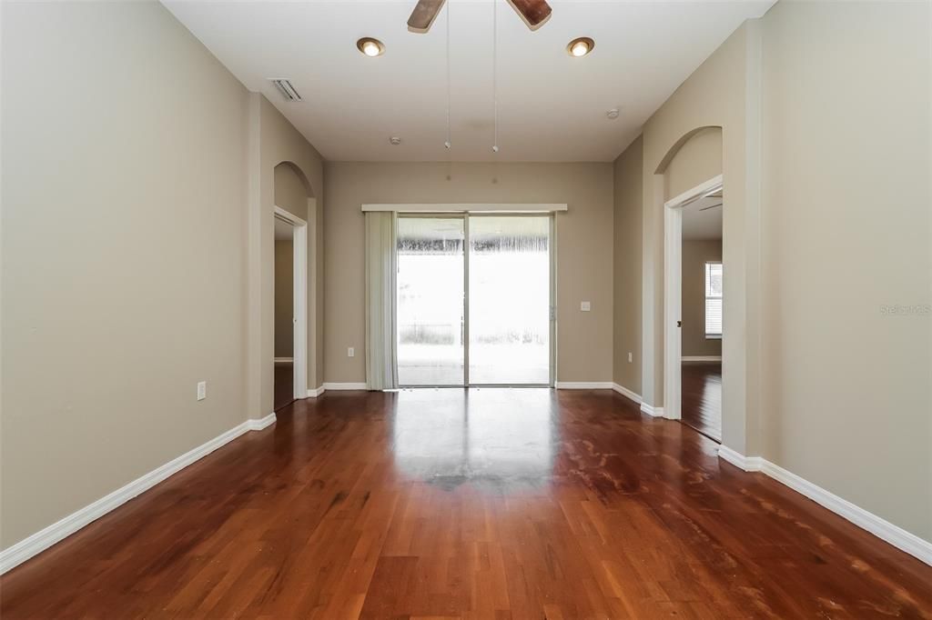 For Sale: $355,000 (3 beds, 2 baths, 2061 Square Feet)