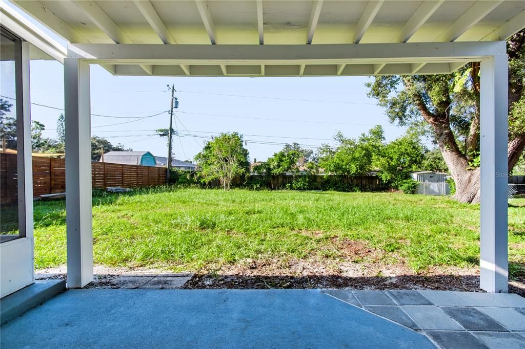 For Sale: $369,900 (3 beds, 3 baths, 1056 Square Feet)