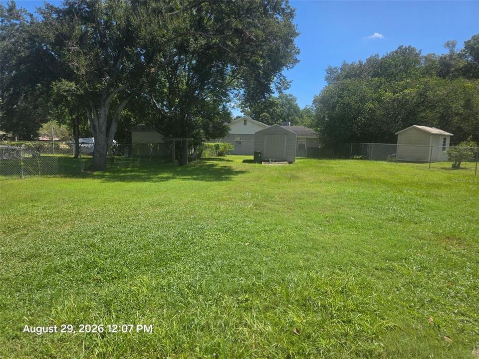 For Sale: $305,000 (3 beds, 2 baths, 1206 Square Feet)