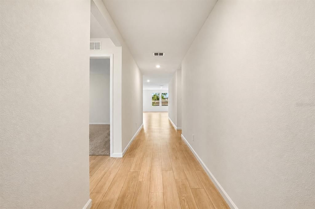En Renta: $2,200 (4 camas, 2 baños, 1733 Pies cuadrados)