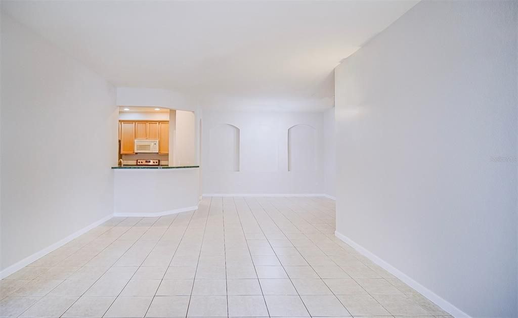 For Rent: $1,750 (3 beds, 2 baths, 1495 Square Feet)