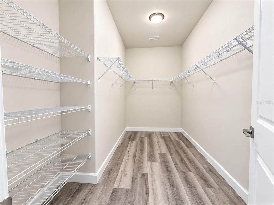 En Renta: $2,600 (3 camas, 2 baños, 1819 Pies cuadrados)