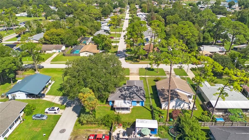 For Sale: $249,900 (2 beds, 2 baths, 1182 Square Feet)