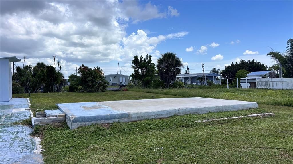待售: $95,000 (0.17 acres)