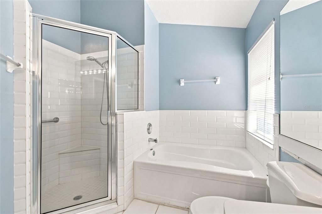For Sale: $369,900 (4 beds, 3 baths, 1808 Square Feet)