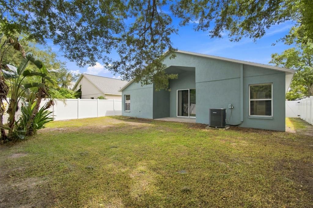 For Sale: $369,900 (4 beds, 3 baths, 1808 Square Feet)