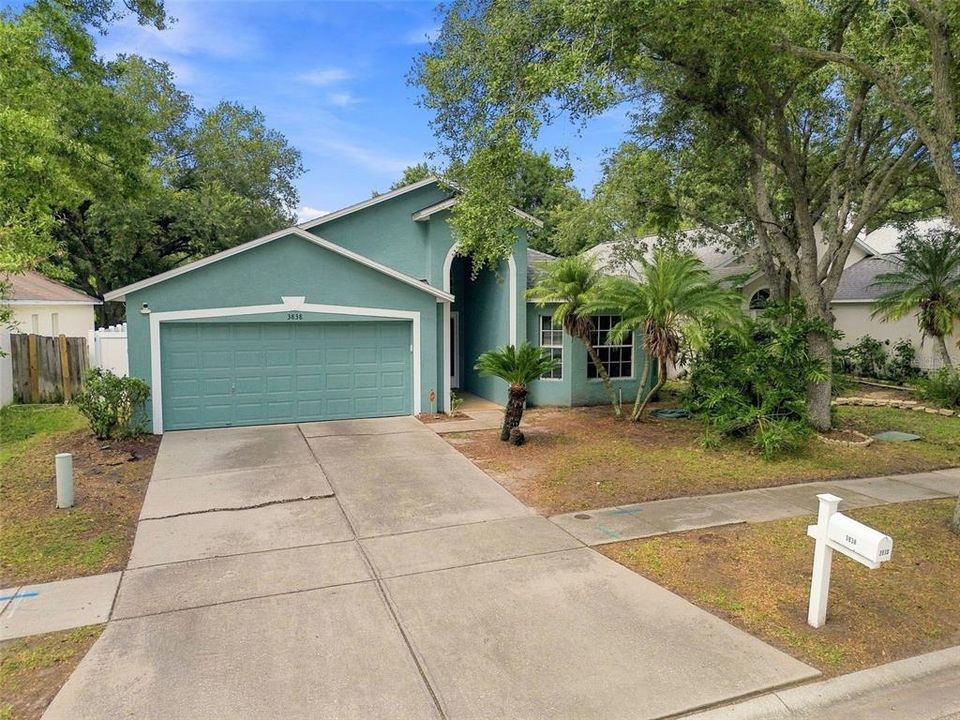 For Sale: $369,900 (4 beds, 3 baths, 1808 Square Feet)