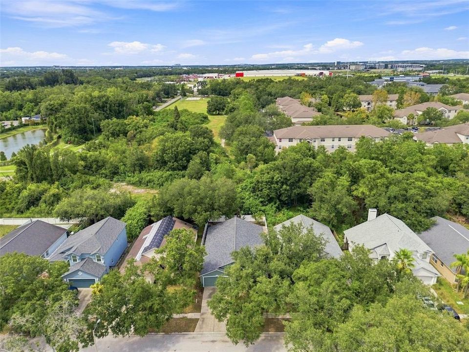 For Sale: $369,900 (4 beds, 3 baths, 1808 Square Feet)