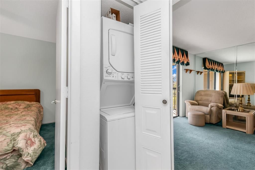 На продажу: $143,900 (3 спален, 2 ванн, 1011 Квадратных фут)