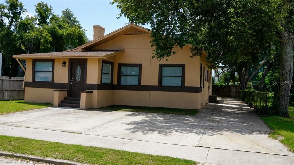 For Sale: $339,999 (3 beds, 2 baths, 1366 Square Feet)