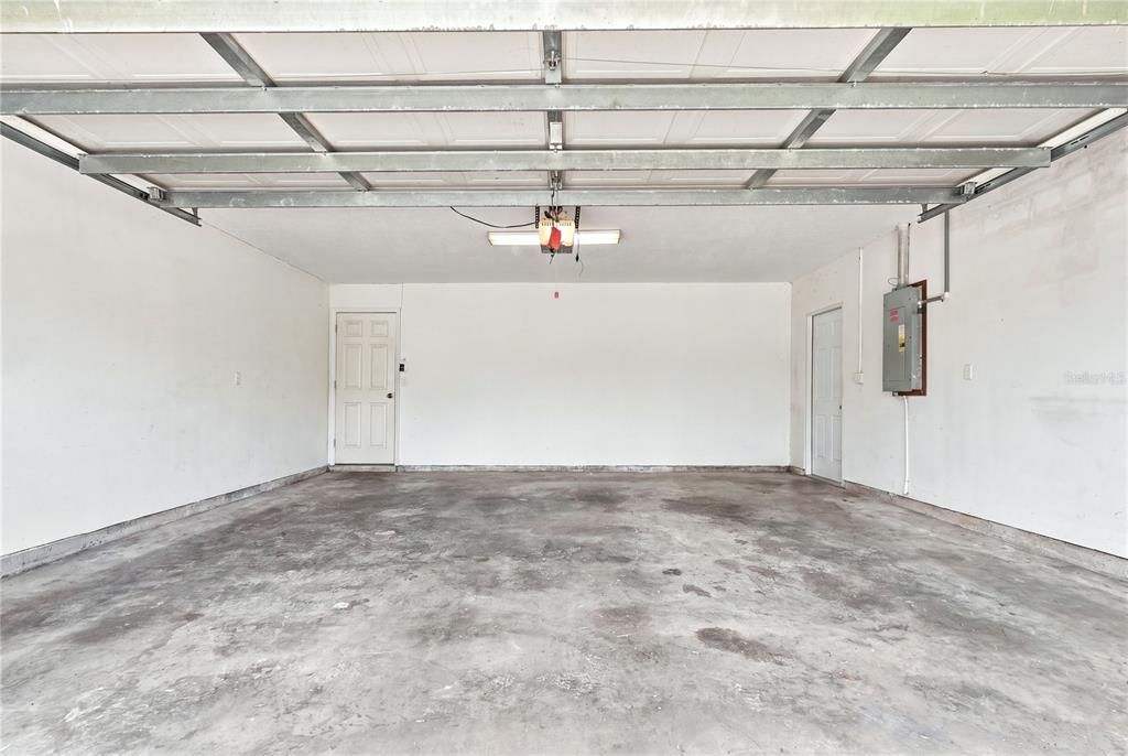 For Sale: $639,000 (3 beds, 2 baths, 1875 Square Feet)