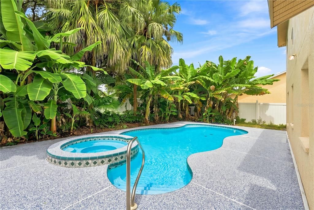 For Sale: $639,000 (3 beds, 2 baths, 1875 Square Feet)