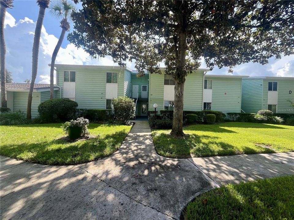 For Sale: $72,590 (1 beds, 1 baths, 844 Square Feet)
