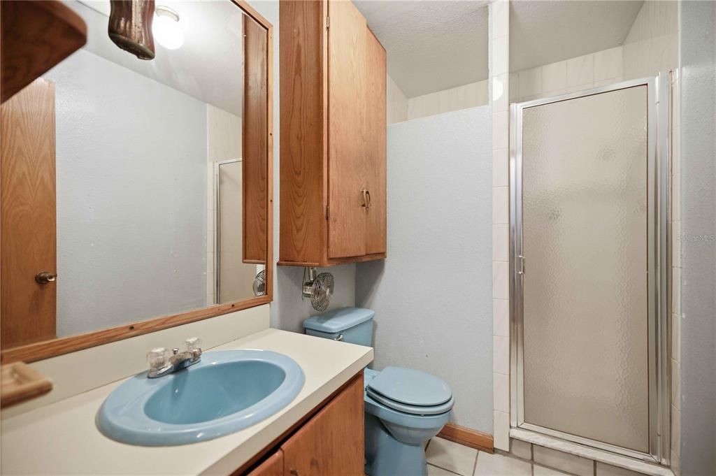 For Sale: $194,900 (2 beds, 2 baths, 1423 Square Feet)