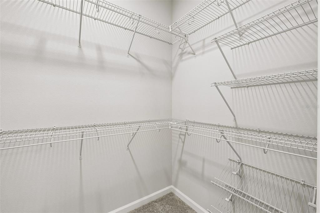 For Rent: $2,450 (3 beds, 2 baths, 1790 Square Feet)