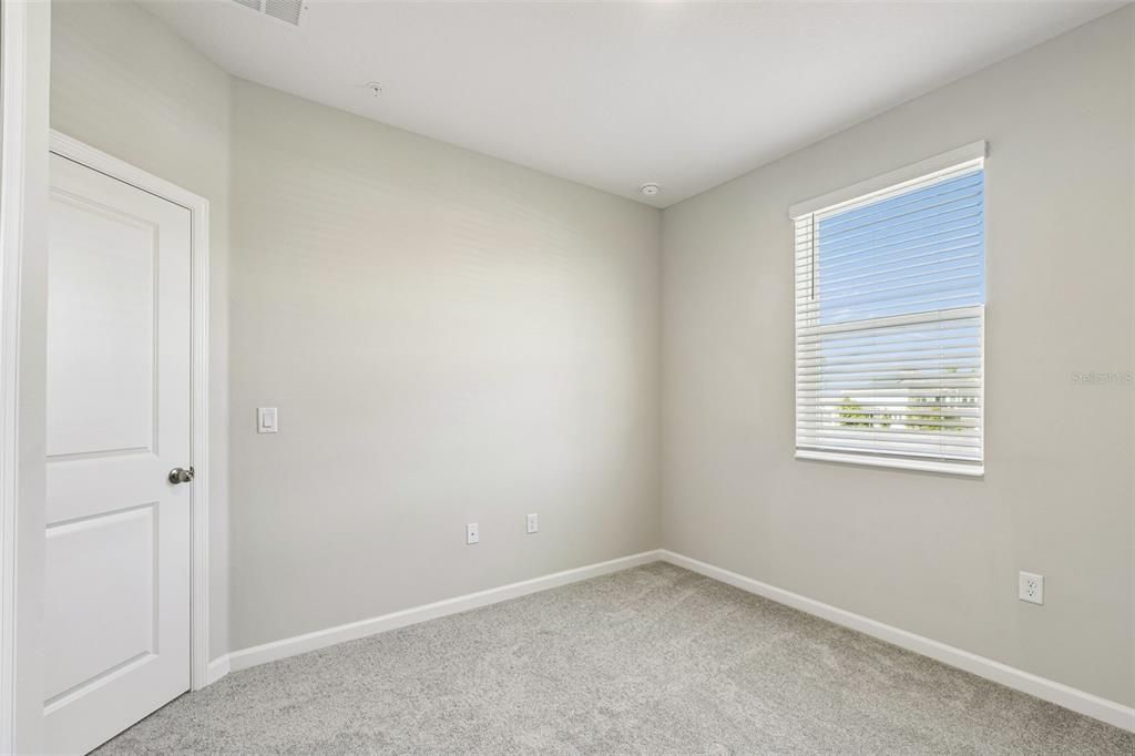 For Rent: $2,450 (3 beds, 2 baths, 1790 Square Feet)